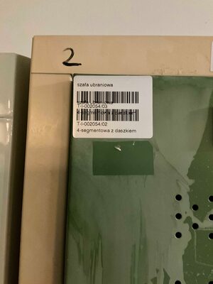 Los aus 2 Lagerschrank  