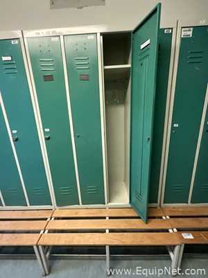 Los aus 2 Lagerschrank  