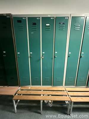Los aus 2 Lagerschrank  