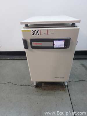 Thermo Scientific Heracell Vios 160i CO2 Incubator