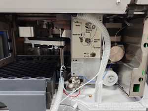 Agilent Technologies 1200 Series HPLC System with DAD Detector