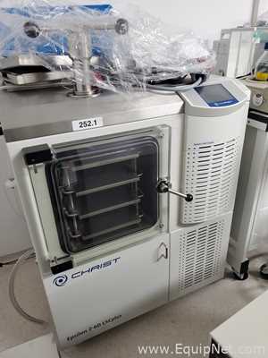 Christ Epsilon 2-6D Freeze Dryer With MD Spectramax Microplate Spectrophotometer