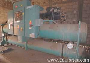 Unused York YCWS0180SC46ZAASBXXXXXX Chiller