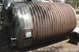 Vertical Tank with Heating Coil of 2000 Gal
