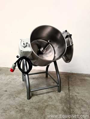 Powder mixer
