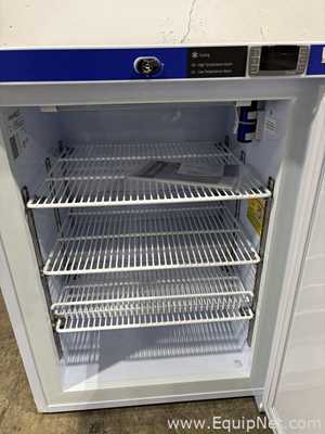 Congelador VWR HCUCFS-0430