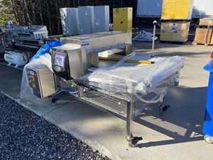 Fortress Technologies Stealth Metal Detector with Conveyor