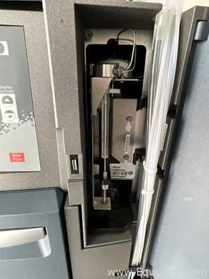 Waters Corporation e2695 Separations Module with 2998 Photodiode Array Detector HPLC
