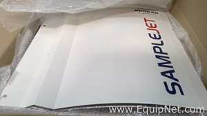 Ressonância Magnética Nuclear Bruker SampleJet