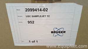 Ressonância Magnética Nuclear Bruker SampleJet