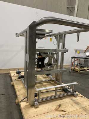 GEA Tote Stand - Transfer System with Mettler Toledo Floor Scale