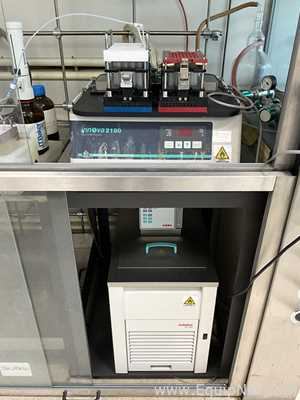 New Brunswick Scientific innova 2180 Laboratory Platform Shaker with Julabo FP40 Chiller