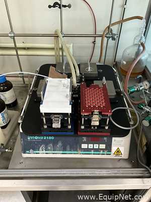New Brunswick Scientific innova 2180 Laboratory Platform Shaker with Julabo FP40 Chiller
