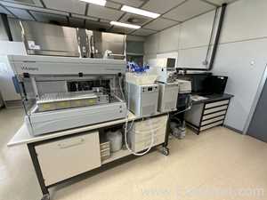 Waters Corporation Acquity QDa HPLC with 2545 Quaternary Gradient Module and 3767 Sample Manager