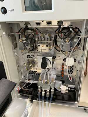 Waters Corporation Acquity QDa HPLC with 2545 Quaternary Gradient Module and 3767 Sample Manager