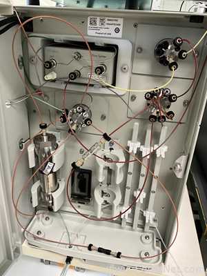 Waters Corporation Acquity QDa HPLC with 2545 Quaternary Gradient Module and 3767 Sample Manager