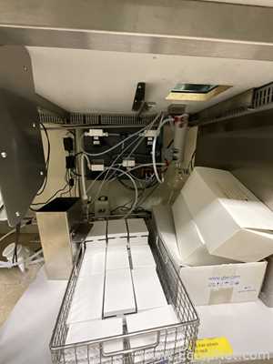 Tecan FREEDOM EVO 200 BASE Liquid Handler with Mettler Toledo Balance