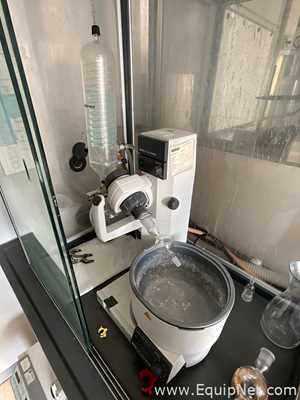 Buchi Rotovapor R-200 Evaporator with Vacubrand CVC 2 and Julabo FC 600 Chiller