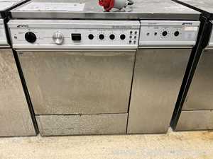 Lavadora e Secador de Vidraria Smeg GW4000DS