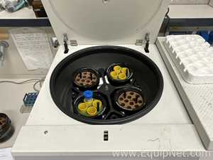 Centrífuga para Laboratórios Heraeus Megafuse 2.0R