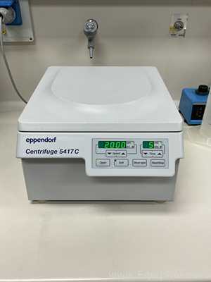 Centrífuga para Laboratórios Eppendorf 5417C