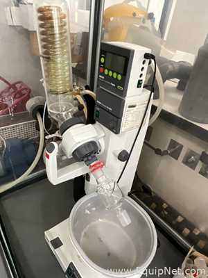 Buchi Rotavapor R-200 Evaporator with Vacubrand RE2 Vacuum Pump