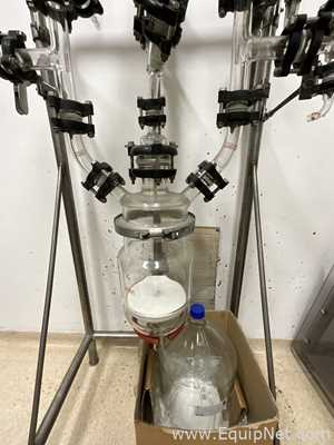 Lot of 2 off Laboratory Glass Reactors Plus Various Laboratory Glassware