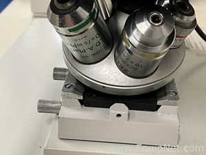 Microscópio Leitz Diavert