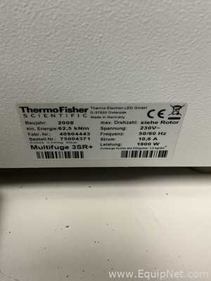 Centrífuga para Laboratórios Thermo Scientific Heraeus Multifuge 3SR+