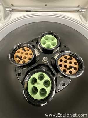 Centrífuga para Laboratórios Thermo Scientific Heraeus Multifuge 3SR+