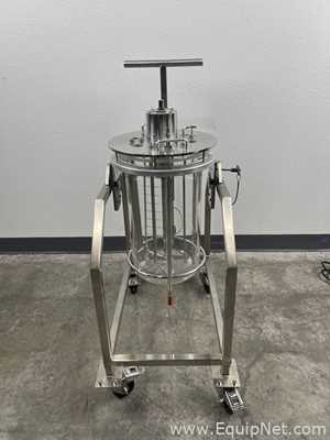 15L Glass Vessel with 4 Wheel Support Frame