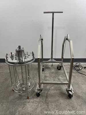 15L Glass Vessel with 4 Wheel Support Frame