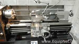 Torno Universal CM1640
