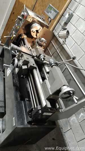 Torno Universal CM1640