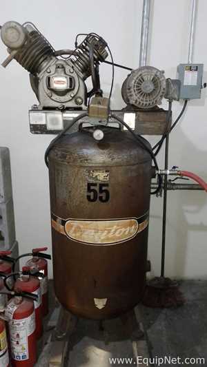 Compressor de Ar Dayton SZ96713