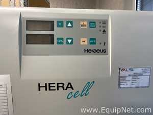 Kendro Laboratory Products Hera Cell Double Stacked Laboratory Incubator