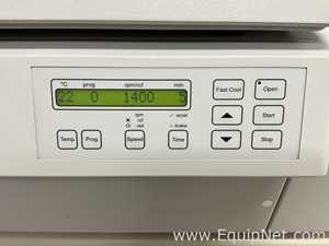 Eppendorf 5810 R Refrigerated Laboratory Centrifuge