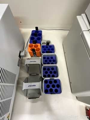 Eppendorf 5810 R Refrigerated Laboratory Centrifuge