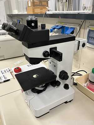 Microscópio Leitz Fluovert FU