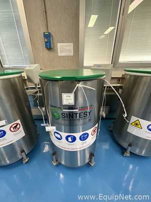 Sintesy Liquid Nitrogen Cryogenic Sample Storage System with Sintesy Environmental Monitoring System