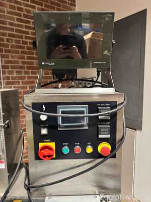 Embaladora de Fluxo PAC Machinery Group FW400HMI