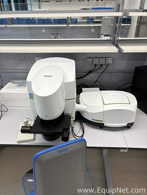 Perkin Elmer Spotlight 200i FT-IR Microscopy FT-IR with 2 Spectrum