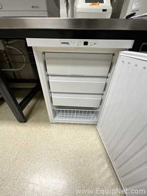 Freezer Liebherr .  143 Litros
