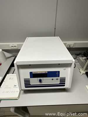 Sigma LaborZentrifugen GmbH 4-15C Laboratory Centrifuge