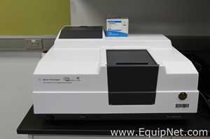 Agilent Technologies Cary Series UV-Vis Spectrophotometer