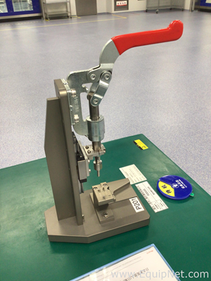 Máquina para Ensamblaje de Empaques Invotec Trigger pin press machine