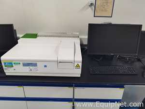Perkin Elmer Lambda 35 UV/Vis Spectrometer