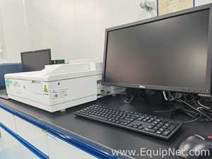 Perkin Elmer Lambda 35 UV/Vis Spectrometer