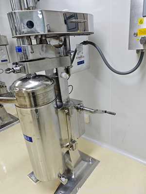 Liaoyang Sunshine Pharmaceutical Machinery Co. Ltd GQLY-150N Tubular Centrifuge Machine - 320