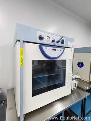 MMM Medcenter Vacucell 111 Vacuum Drying Oven-295